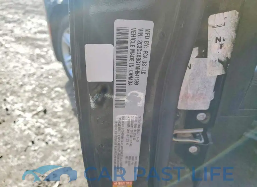 2C3CDXBG7MH541699# 12