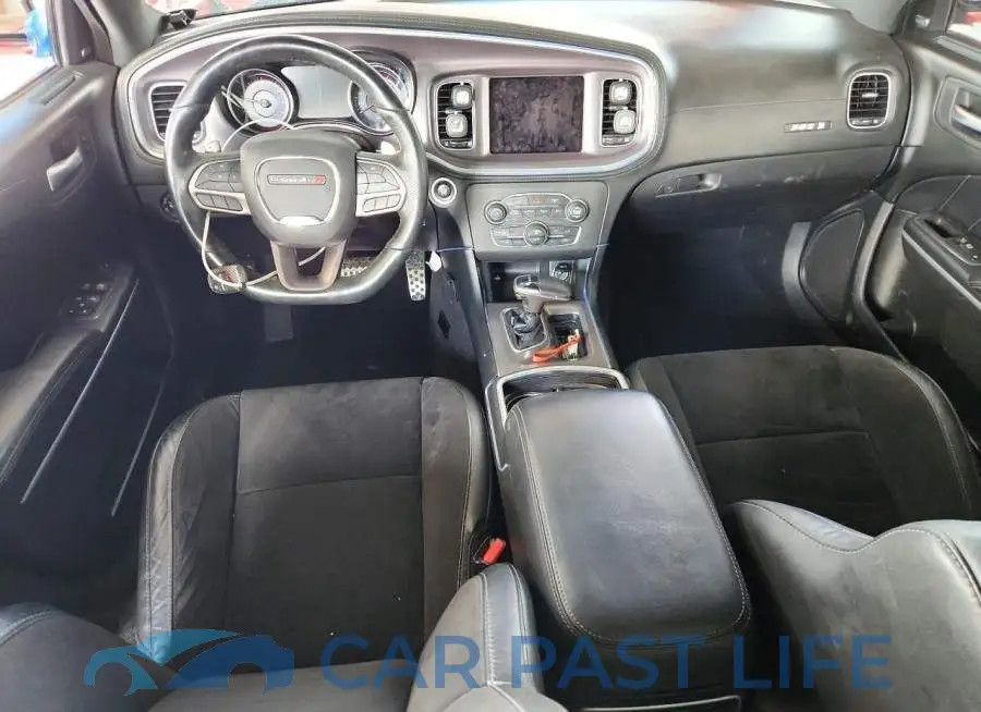 2C3CDXGJ0NH142672# 8