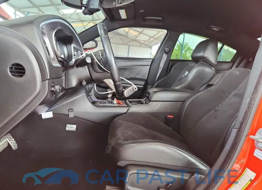 2C3CDXGJ0NH142672# 7