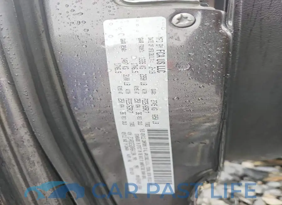 2C4RDGEG2KR641184# 14