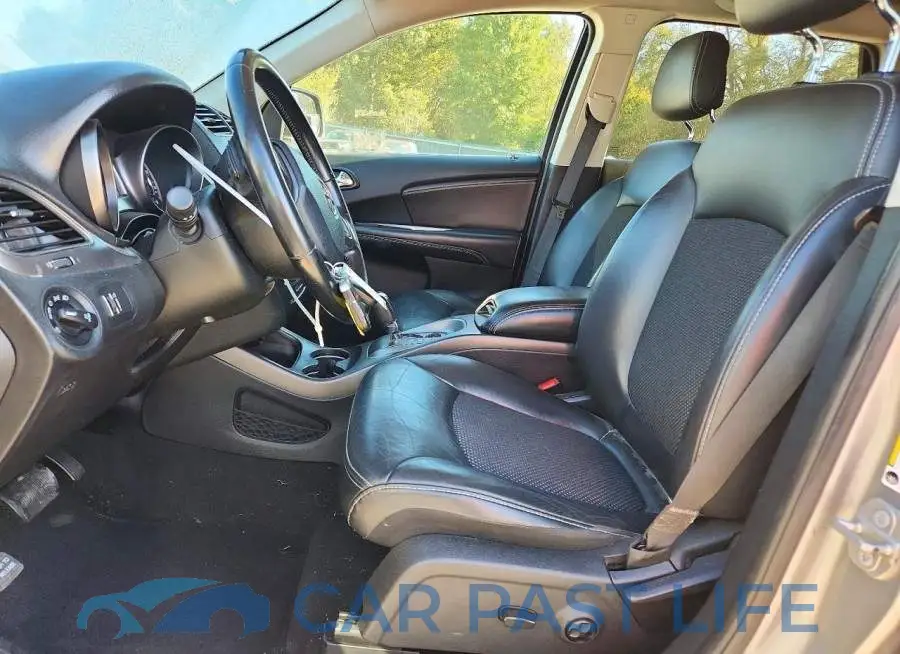 3C4PDCGB3LT194283# 7