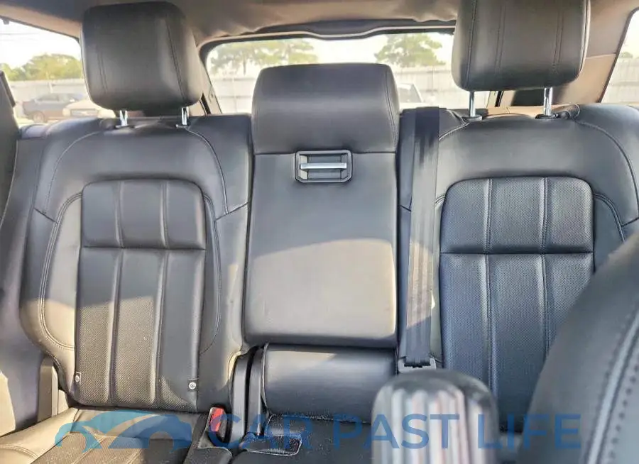 SALWR2RE8JA183582# 10