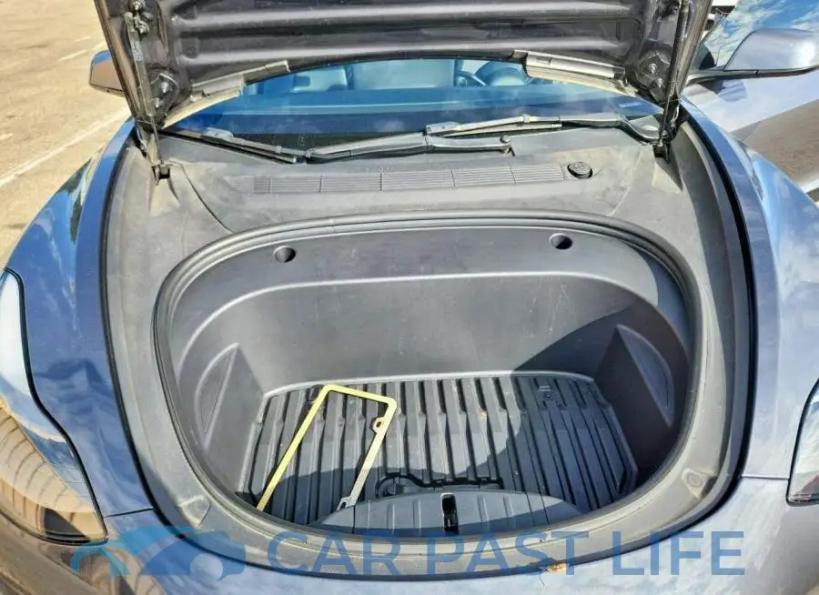 5YJ3E1EA4PF417610# 11