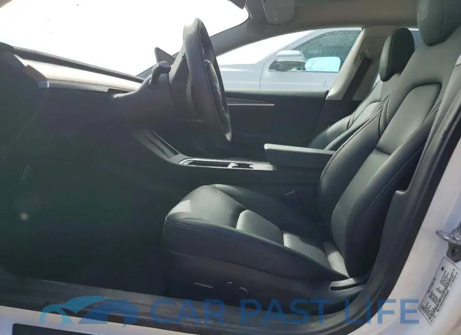 5YJ3E1EAXPF562523# 7