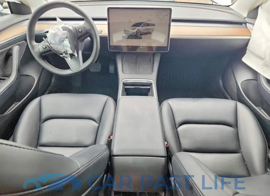 5YJ3E1EAXPF680507# 8