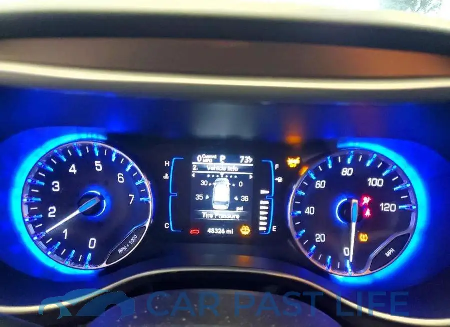 2C4RC1AG4MR559384# 9