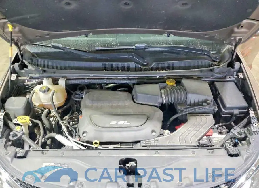 2C4RC1EG5HR832946# 12