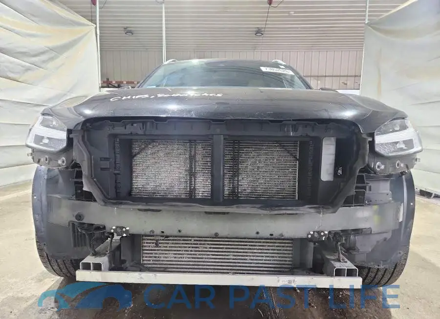 YV4102XK6J1190323# 5