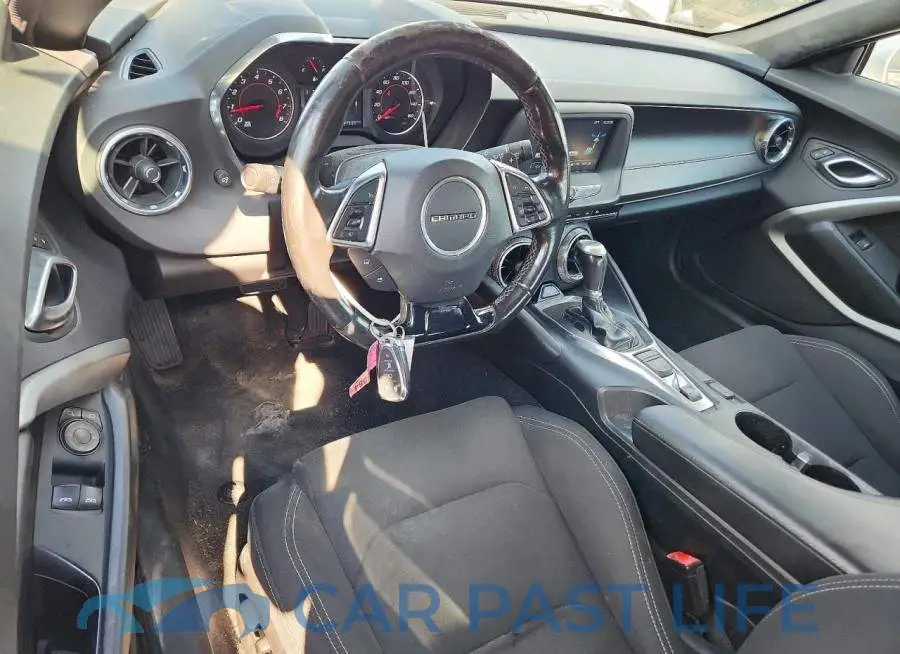 1G1FB1RS7J0125960# 8