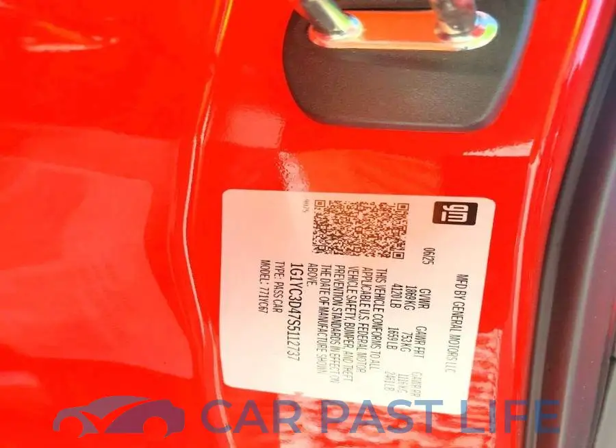 1G1YC3D47S5112737# 12