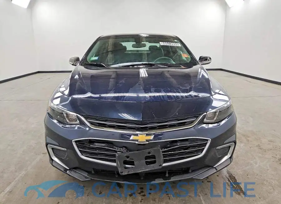 1G1ZB5ST4HF215422# 5