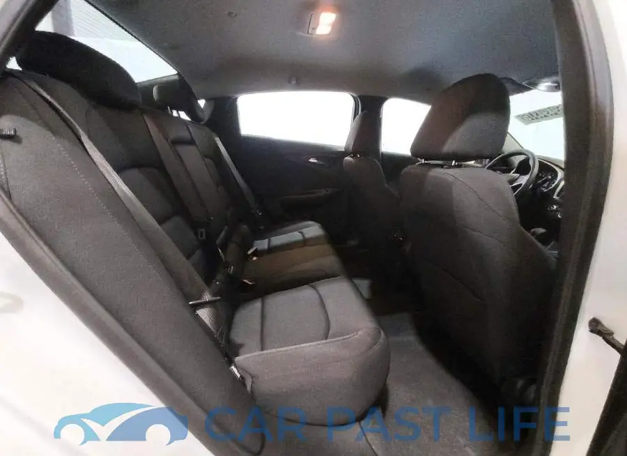 1G1ZD5ST1RF237258# 10
