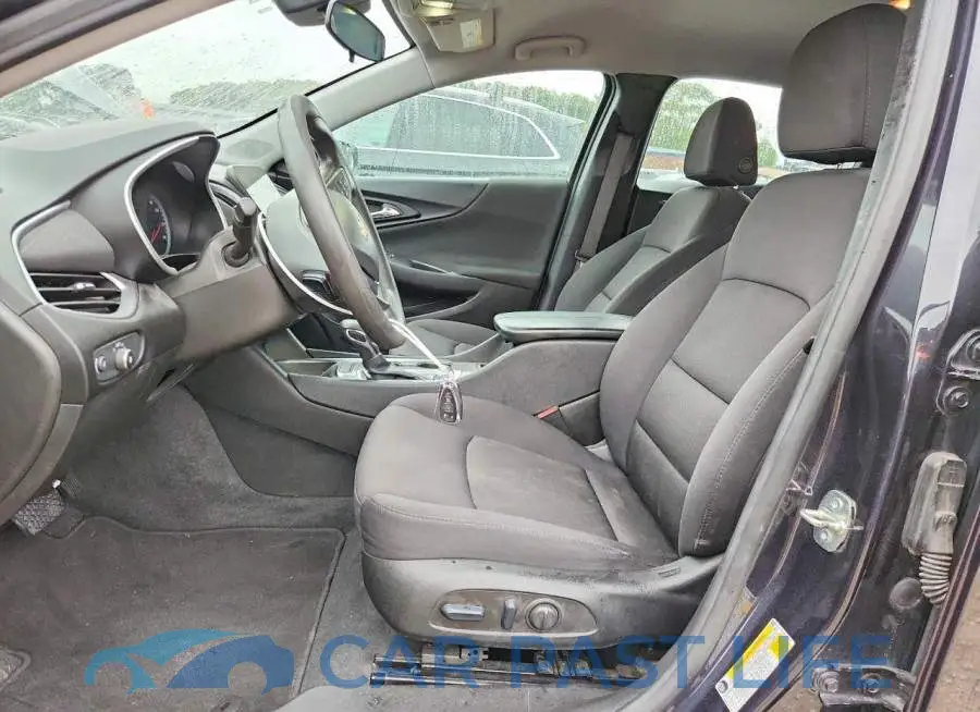 1G1ZD5ST3PF159935# 7