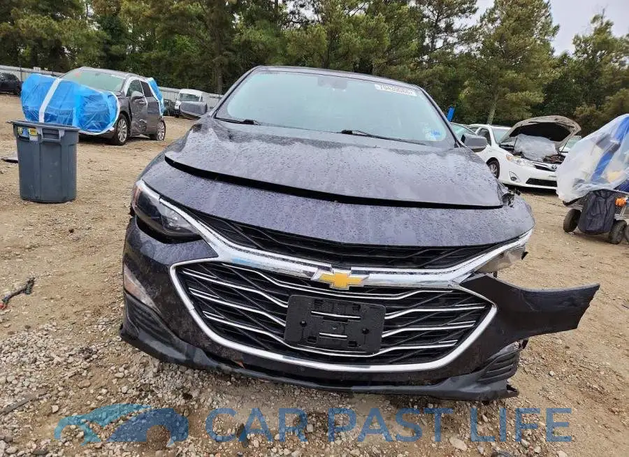1G1ZD5ST3PF159935# 5