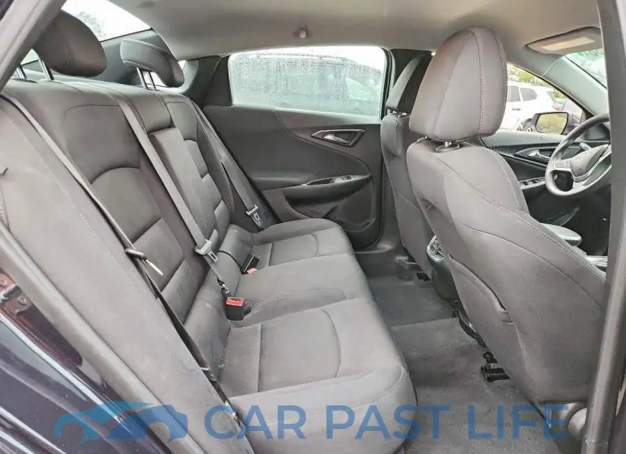 1G1ZD5ST3PF159935# 10