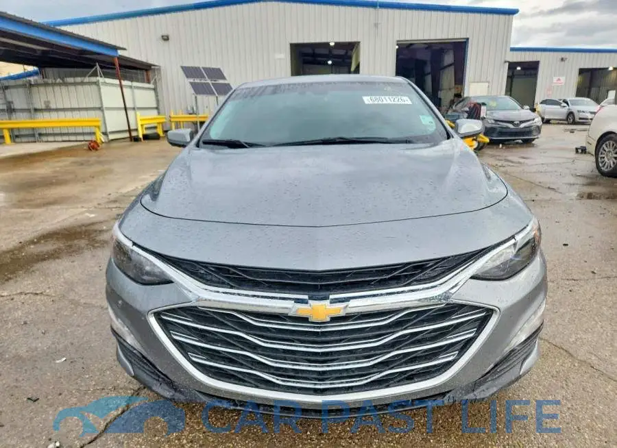 1G1ZD5ST9PF207163# 5