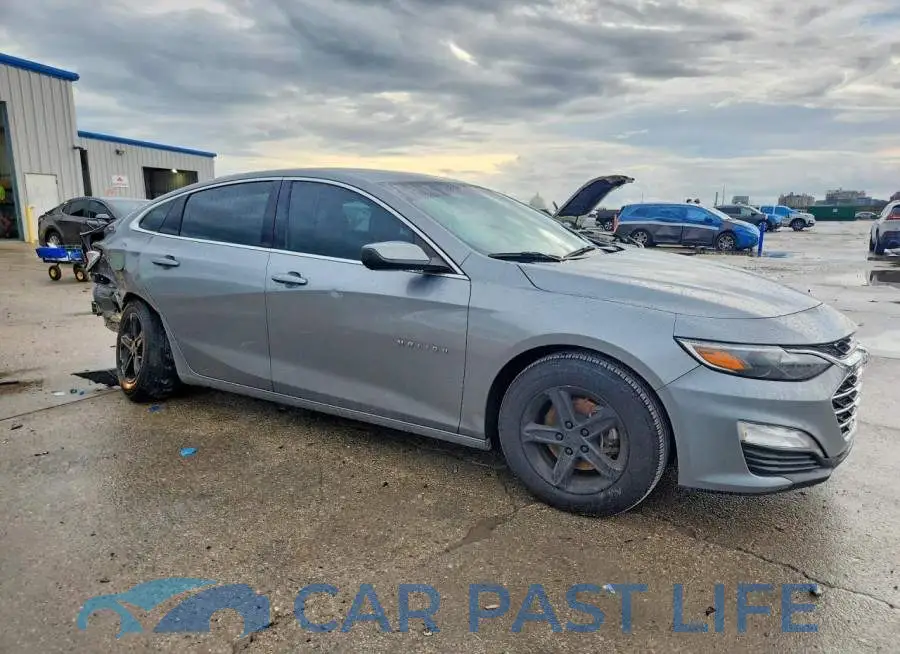 1G1ZD5ST9PF207163# 4