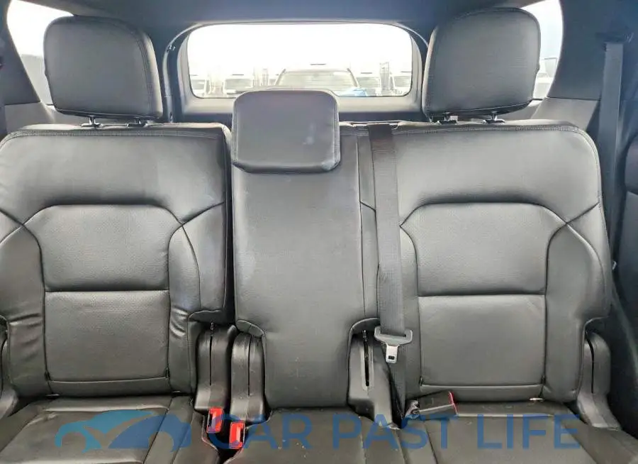 1FM5K8DH8JGA33640# 10