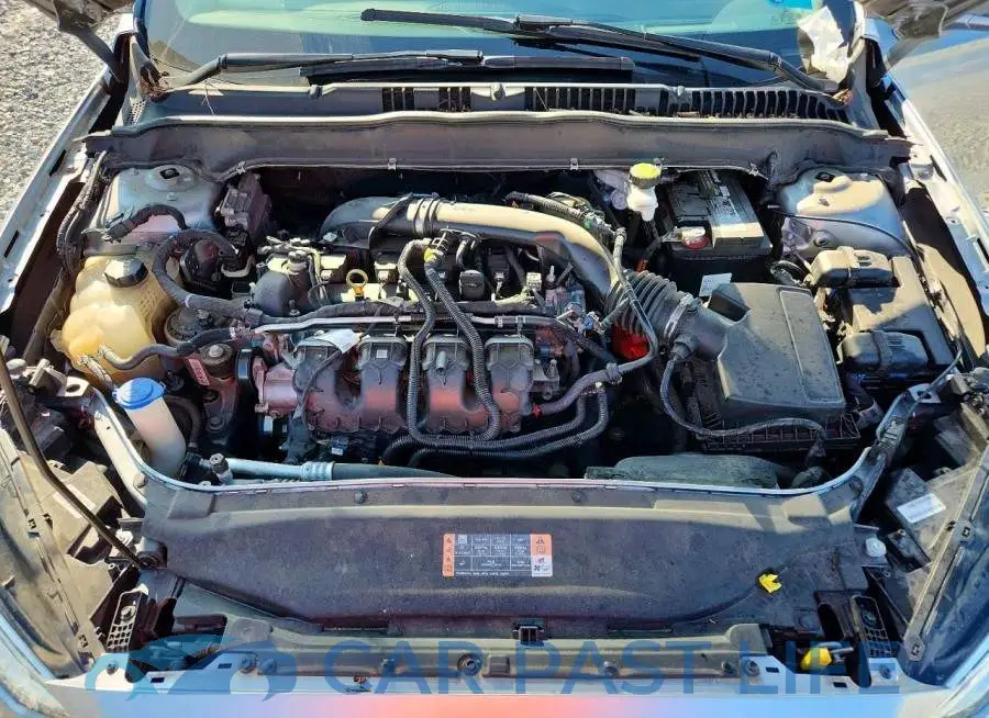 3FA6P0D9XLR194061# 11