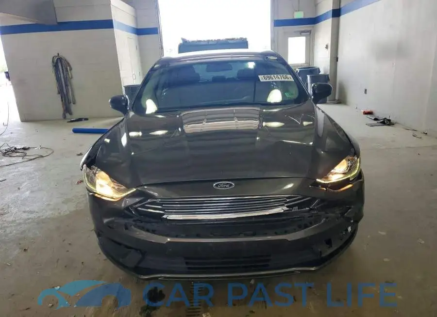 3FA6P0LU3JR159462# 5