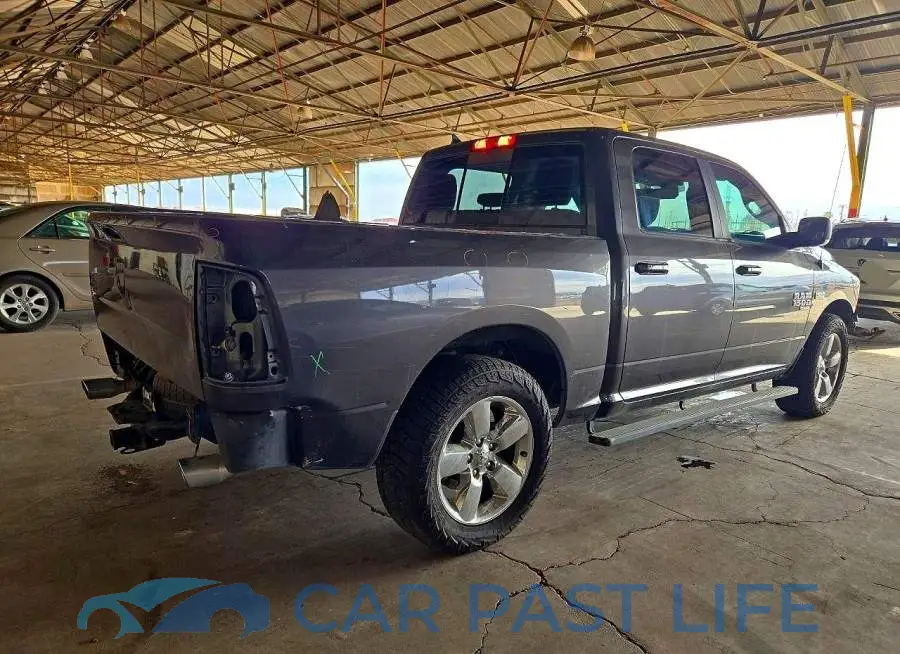 1C6RR6LT6KS625619# 3