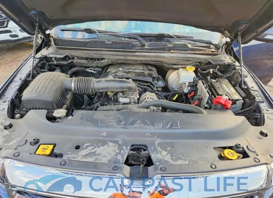 1C6SRFFT3KN802638# 11