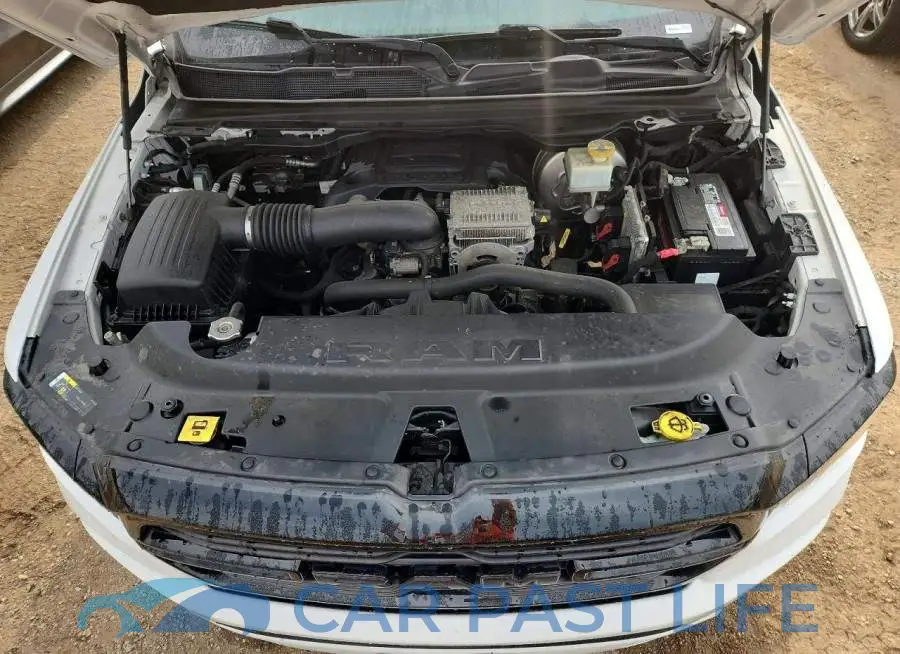 1C6SRFFT4MN681153# 11