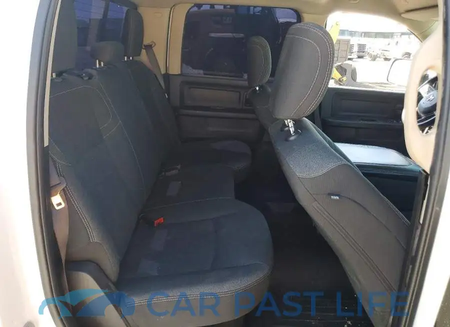 3C6UR5CL6LG171935# 11