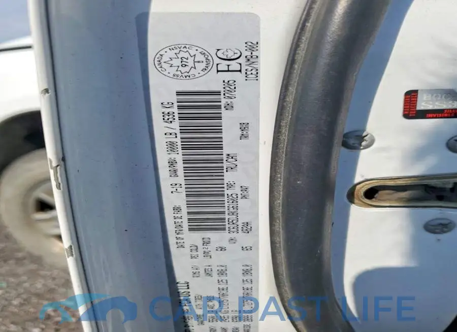 3C6UR5DJ8KG616025# 13
