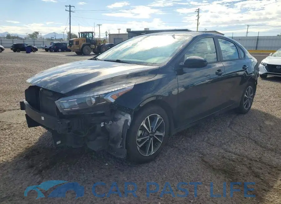 3KPF24AD0PE613525# 1