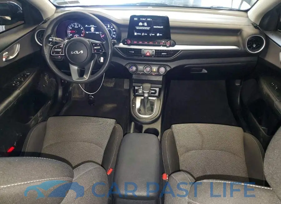 3KPF24AD0PE692758# 8