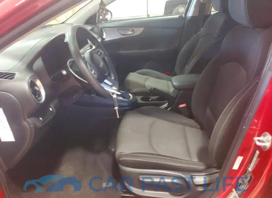 3KPF24AD0RE745123# 7