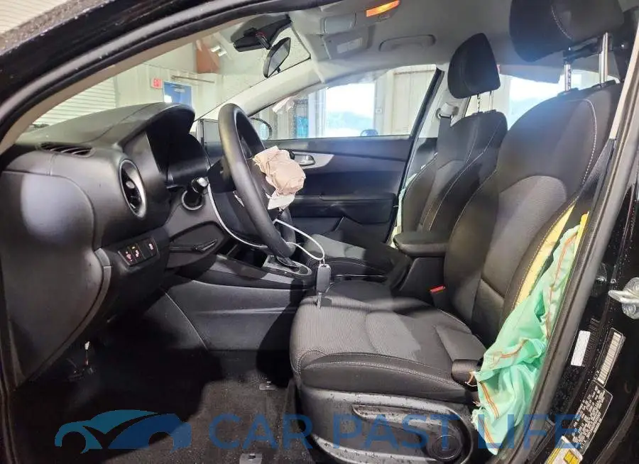 3KPF24AD2PE639303# 7