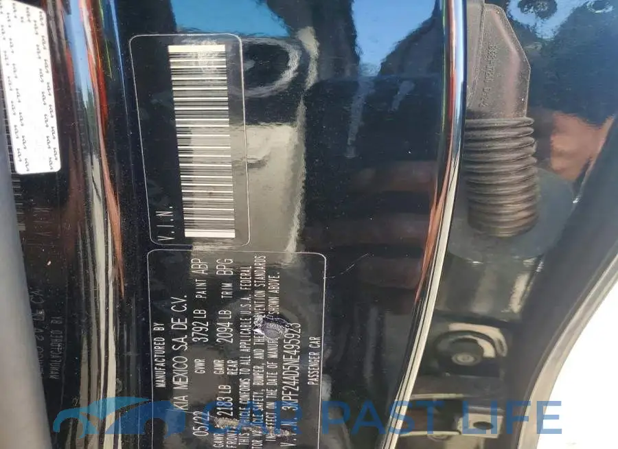 3KPF24AD5NE495923# 13