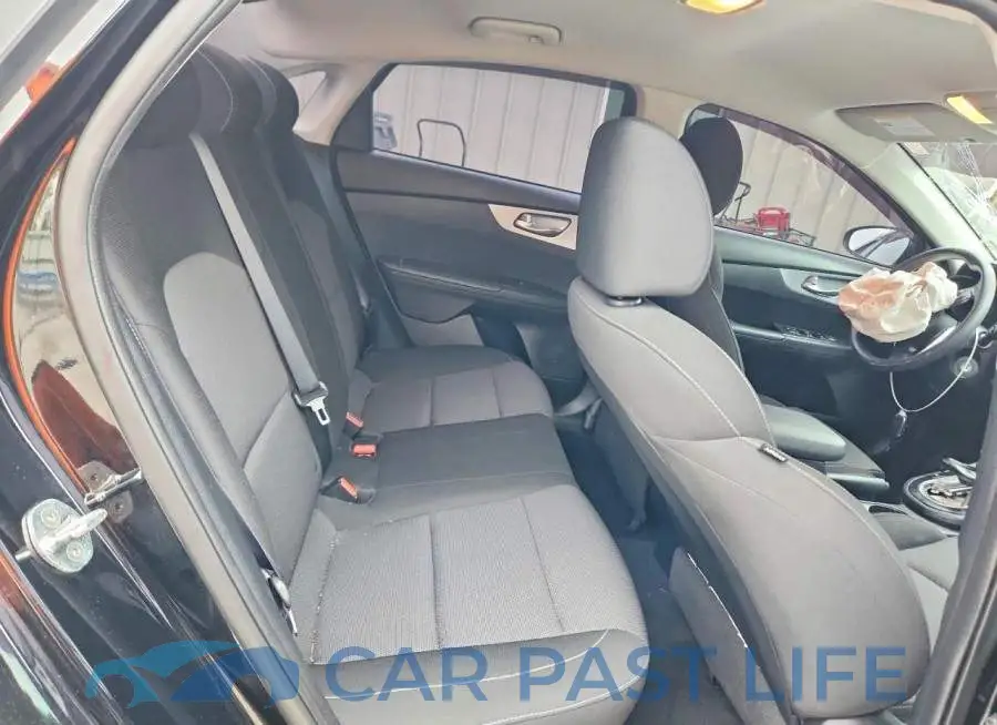 3KPF24AD5PE563012# 10