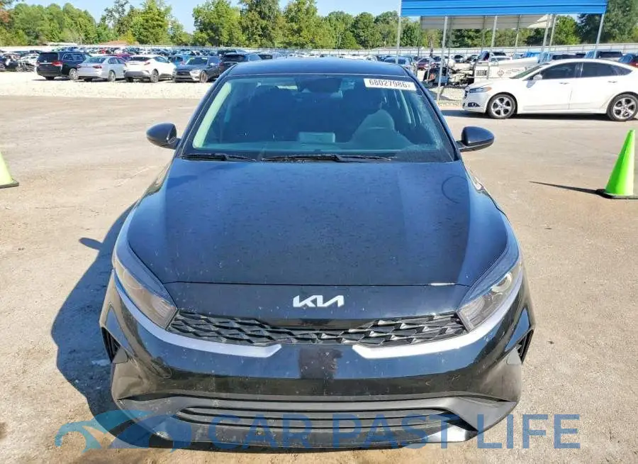 3KPF24AD8RE815998# 5