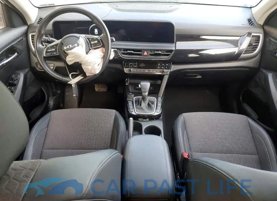 KNDEUCAA5R7509718# 8