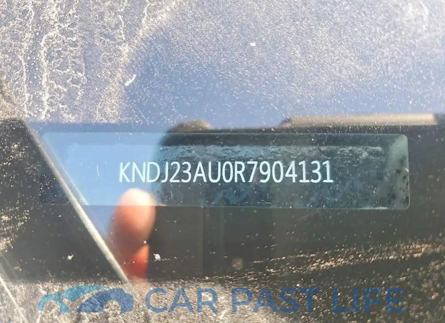 KNDJ23AU0R7904131# 12