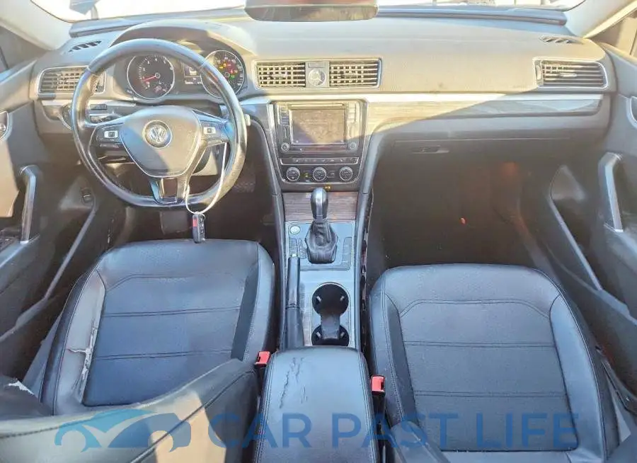 1VWGT7A34HC018788# 8