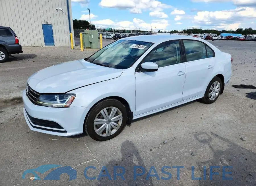3VW2B7AJ7HM371469# 1
