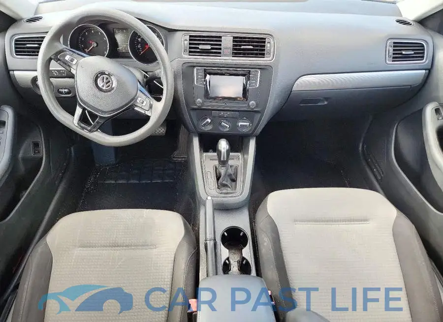3VW2B7AJ7HM371469# 8