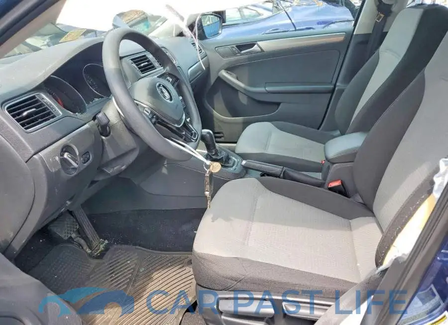 3VW2B7AJ7JM246851# 7