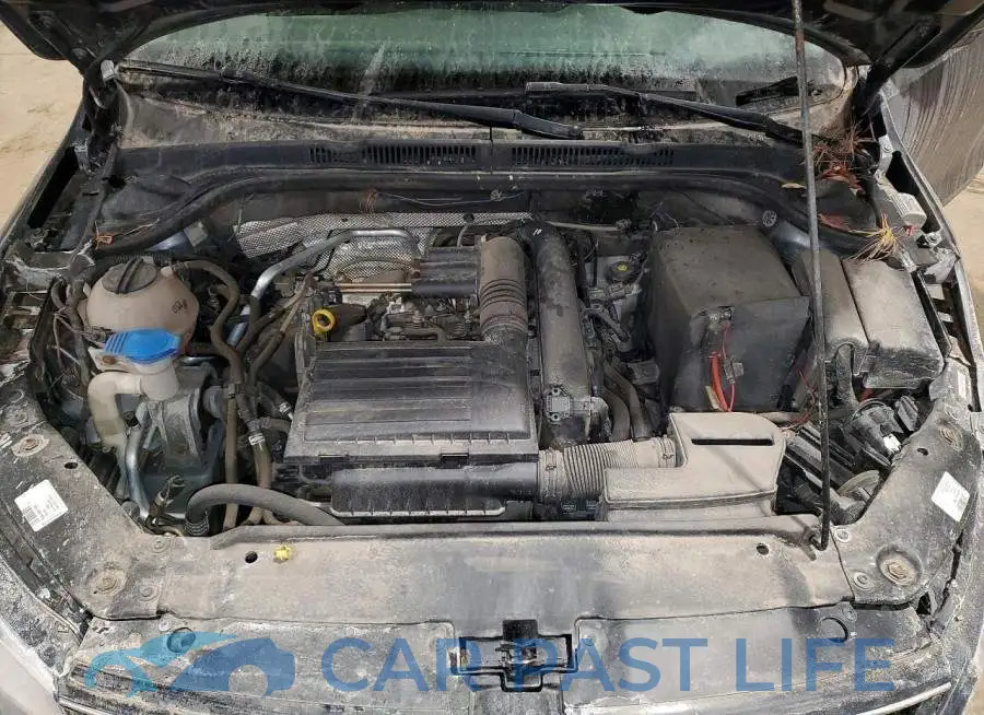 3VW2B7AJ8HM318344# 11