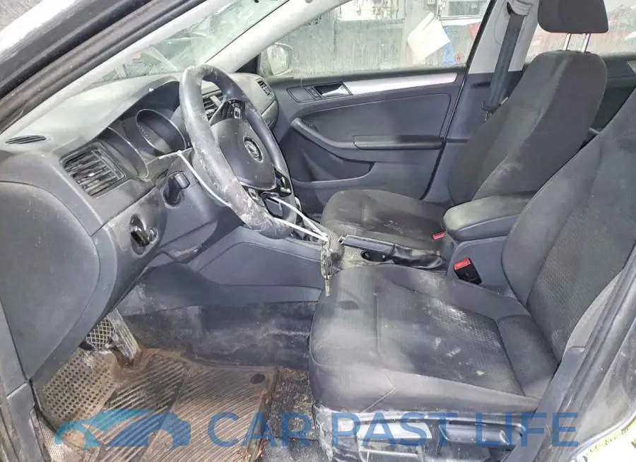 3VW2B7AJ8HM318344# 7