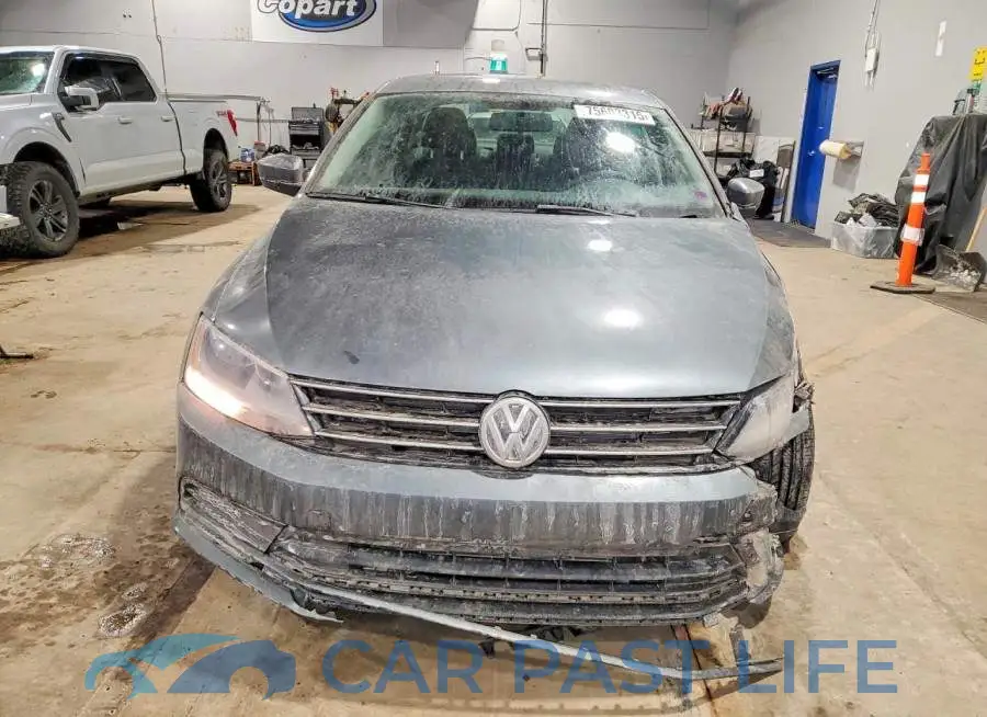 3VW2B7AJ8HM318344# 5