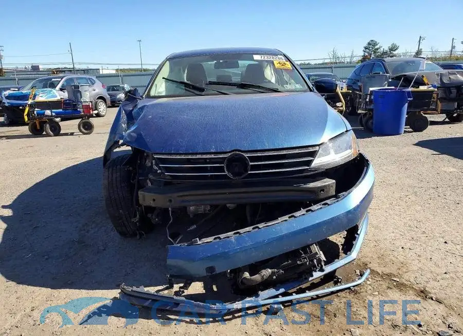 3VW2B7AJ8JM259513# 5