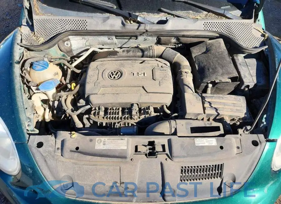 3VW517AT2HM824608# 11