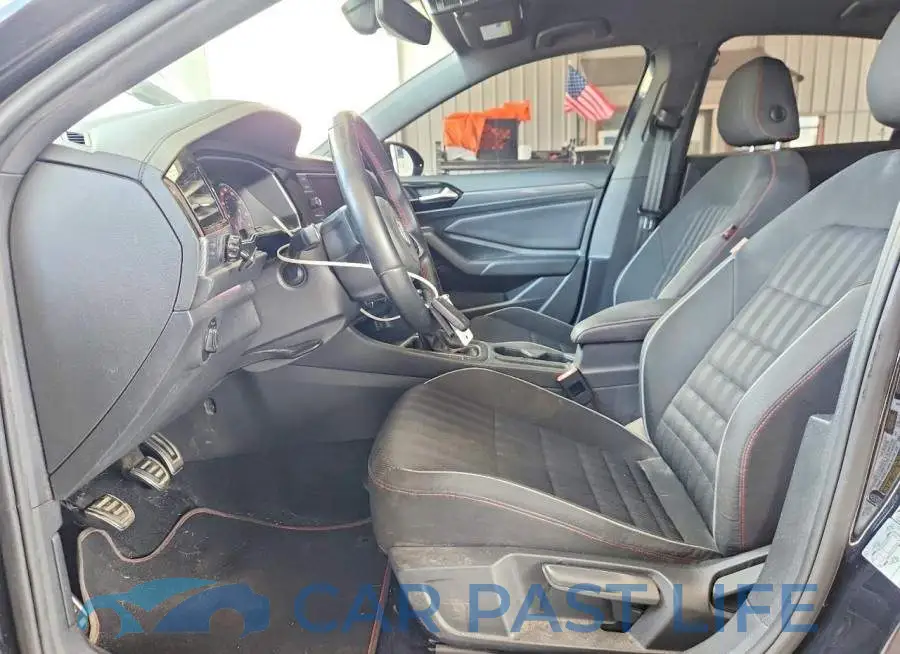 3VW5T7BU6KM145790# 7