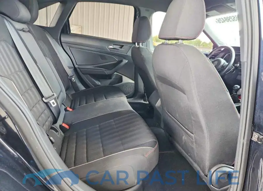 3VW5T7BU6KM145790# 10