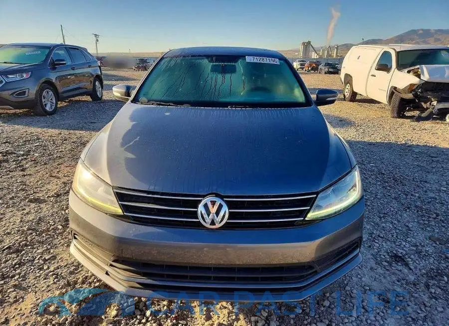 3VWDB7AJ6HM231695# 5
